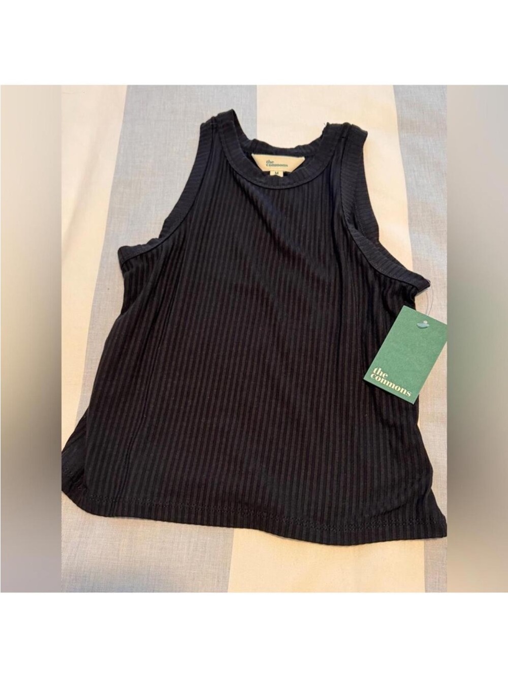 The Commons basic tank size medium